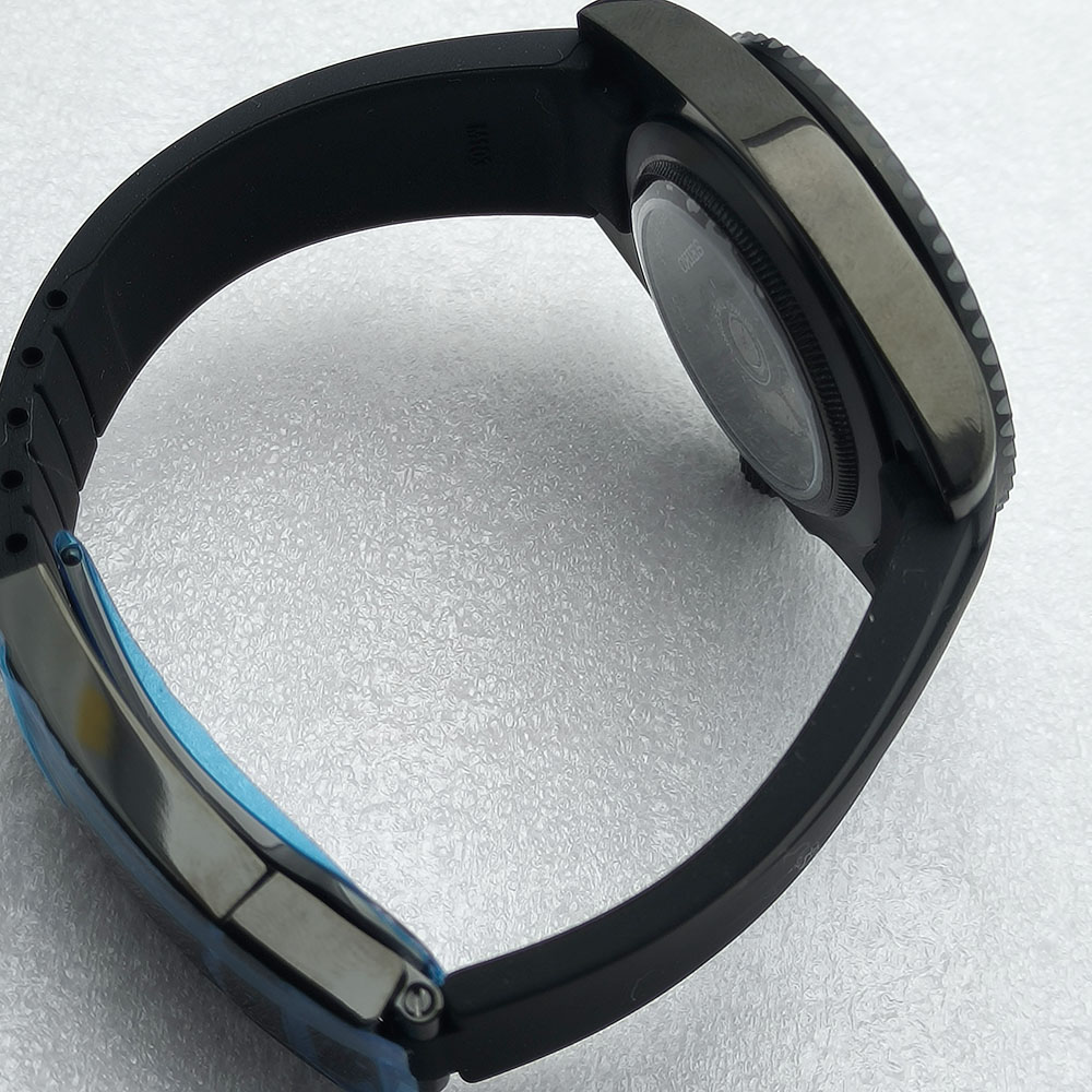 40MM NH36 Uhr Schwarz Herren E – Stainless Bracelet Diver Bewertung und Preis